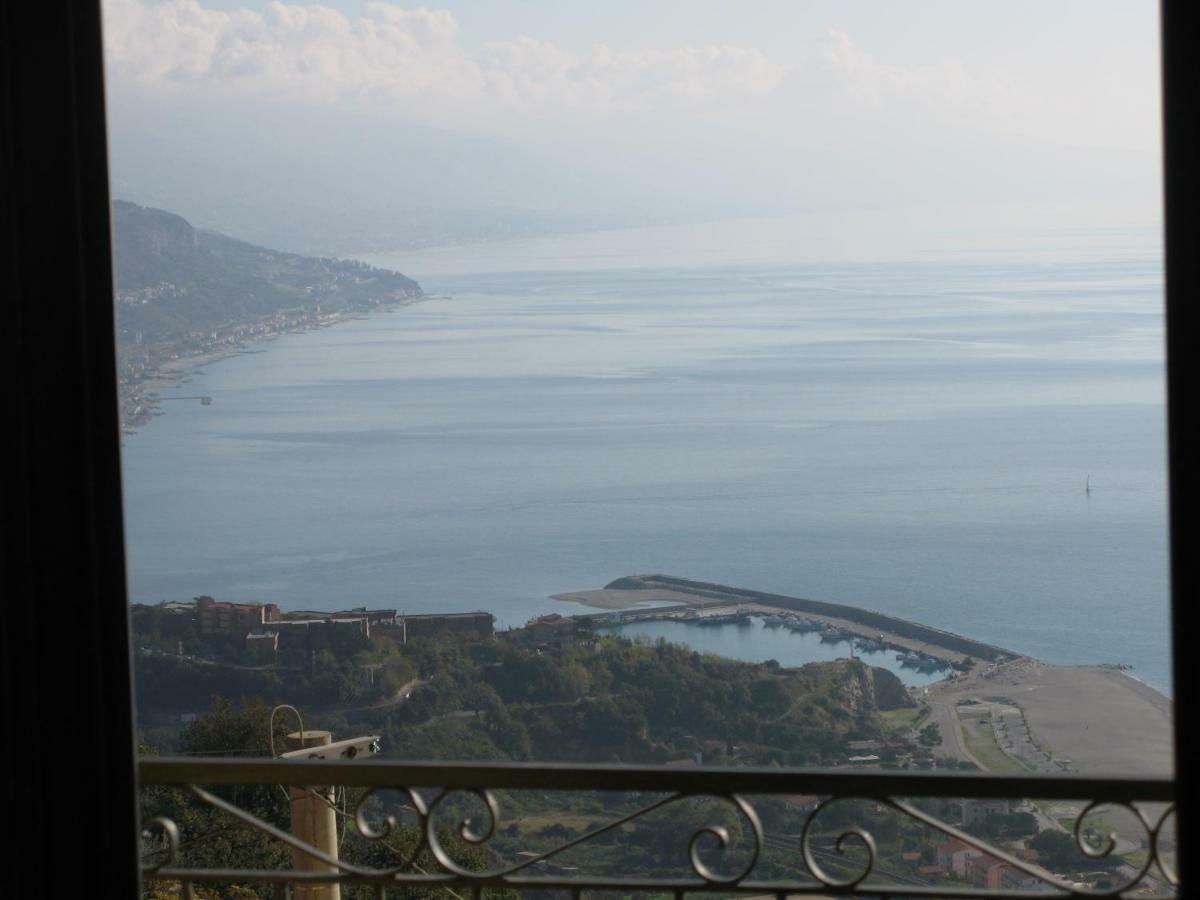 Azienda Agrituristica Le Terre Di San Leonardo Cetraro Exterior photo